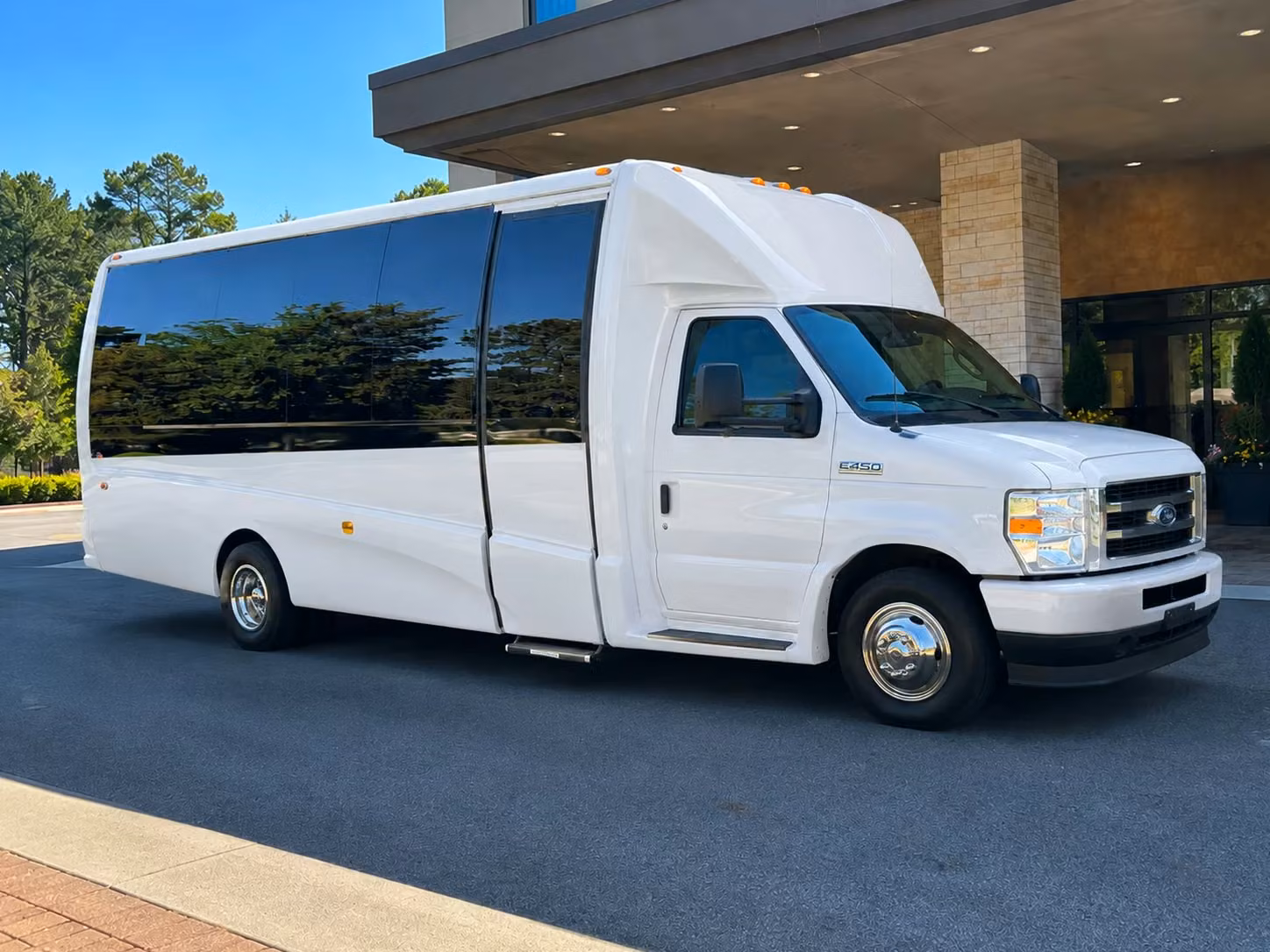 20 passenger minibus